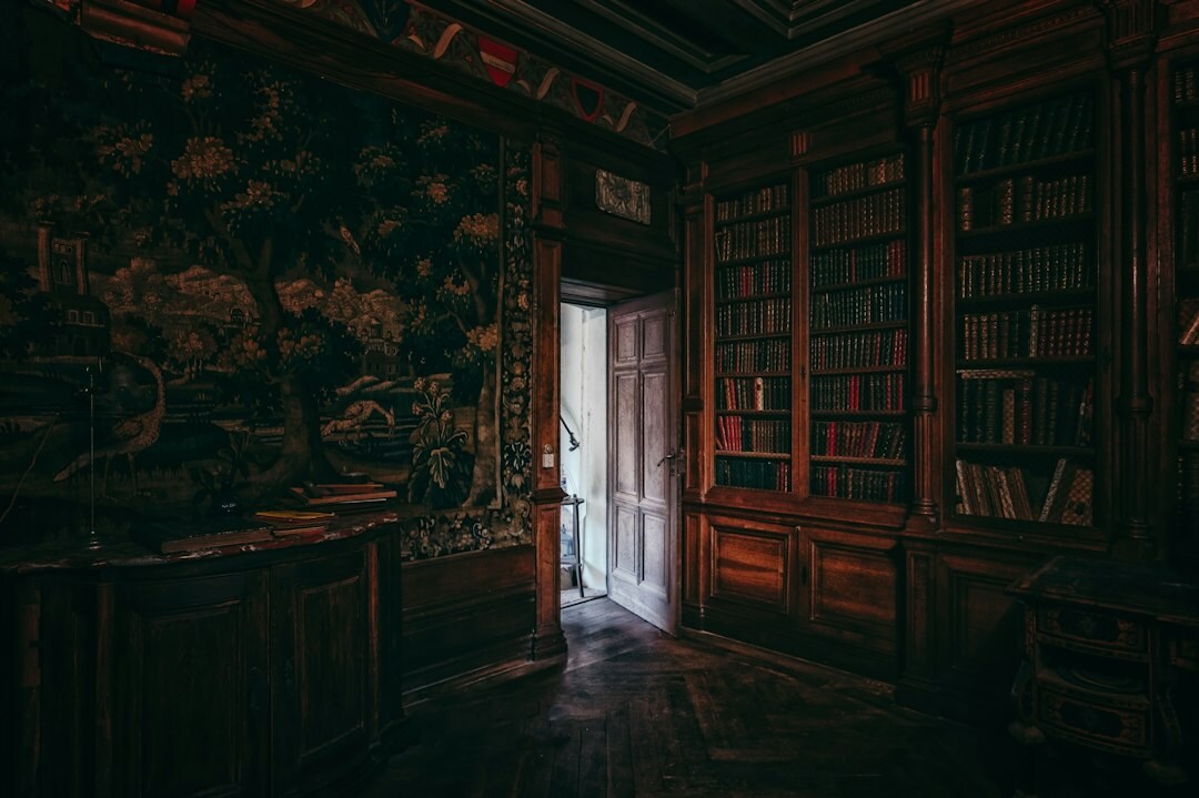 open mystery novel